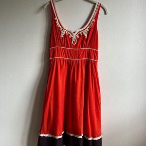 Adorable Summer Dress with great accents!